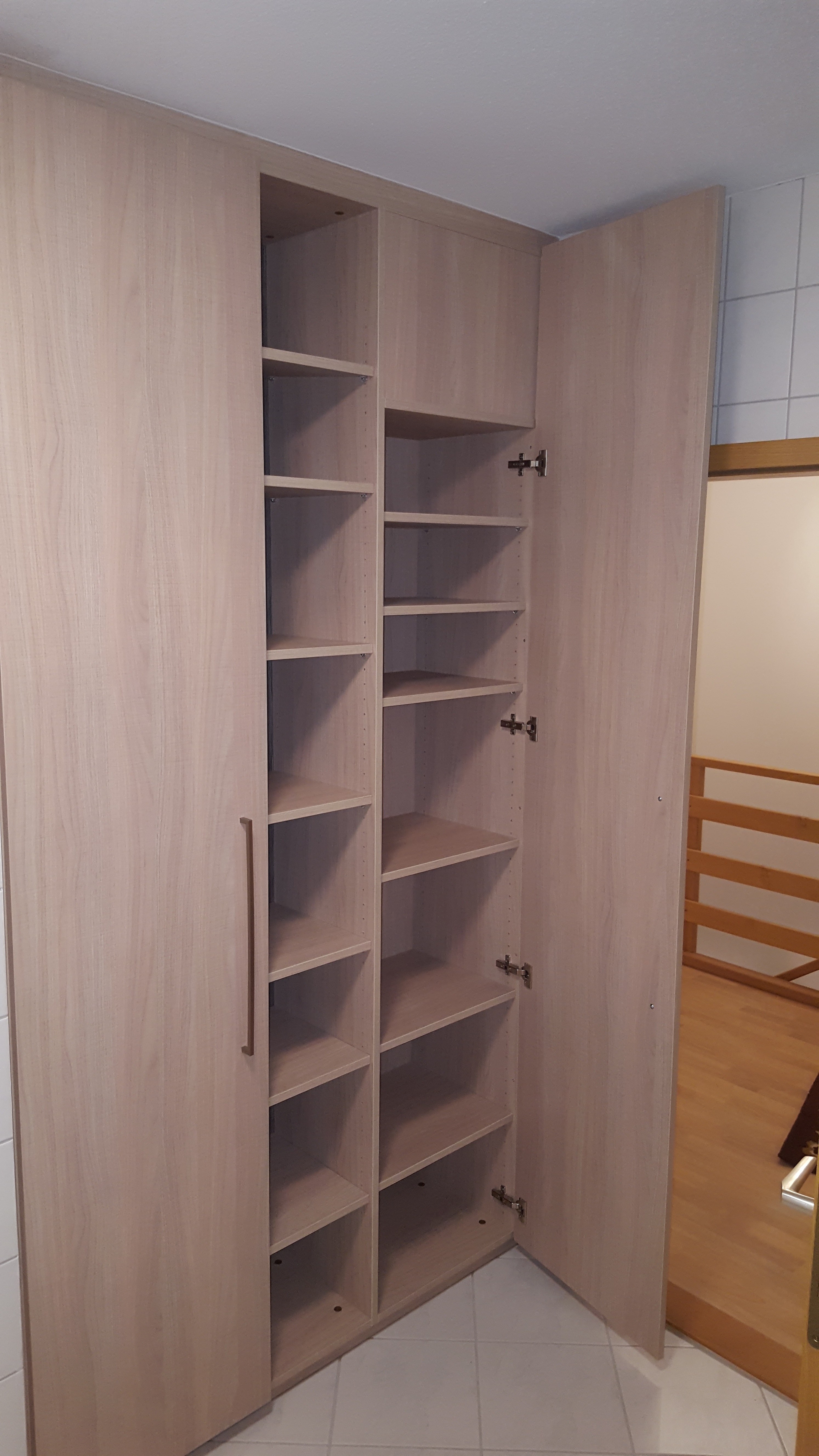 Schrank